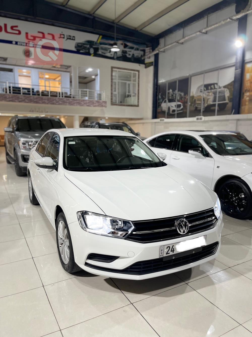 فولكسفاغن بورا